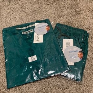 Ti Scrubs — Hunter Green